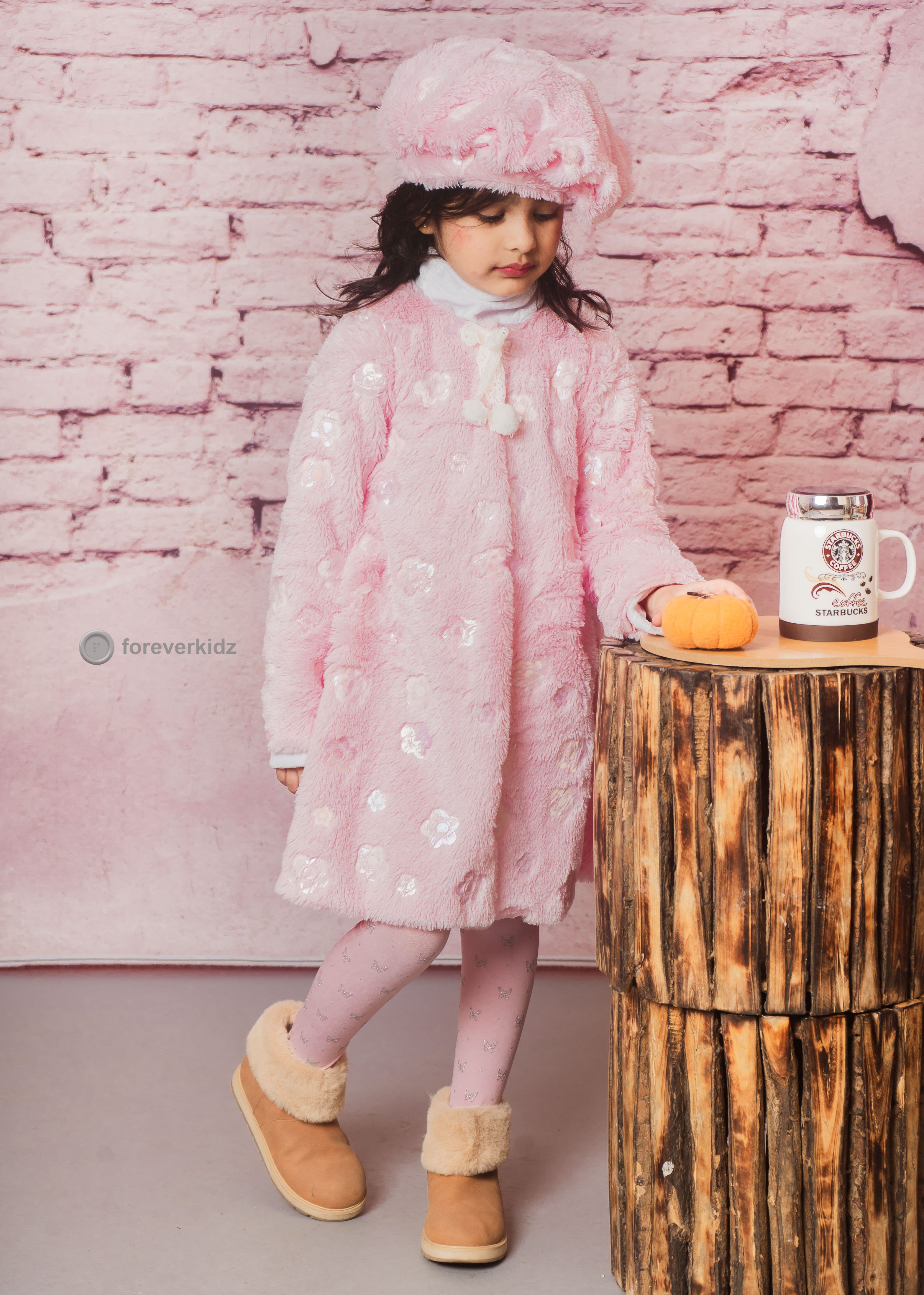 Fur Fabric Korean Cuddle Coat with Stylish Cap